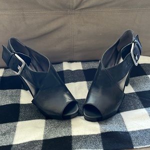 Nine West Black Leather 👠 6.5 (Never Worn)